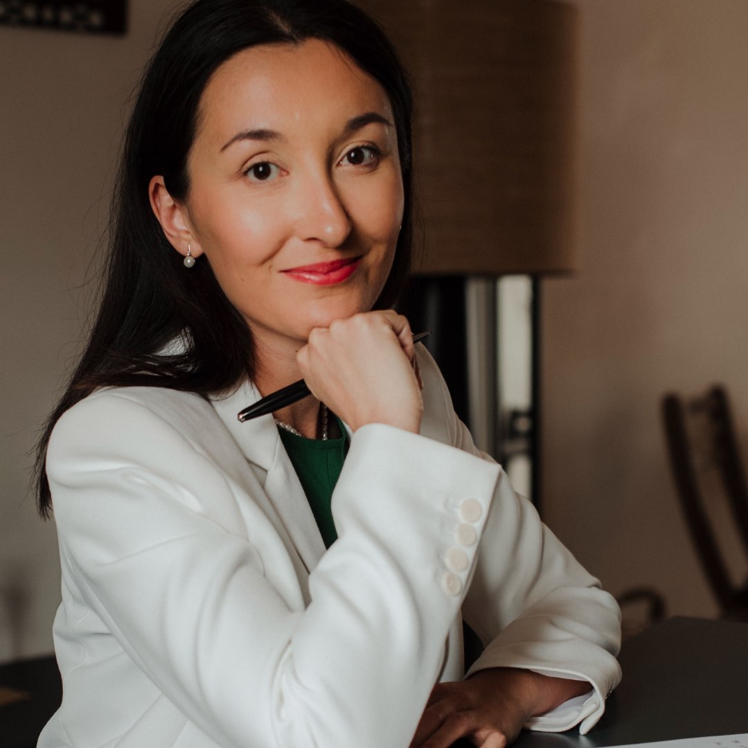 Chinese medicine clinician and meditation teacher Oana Budica