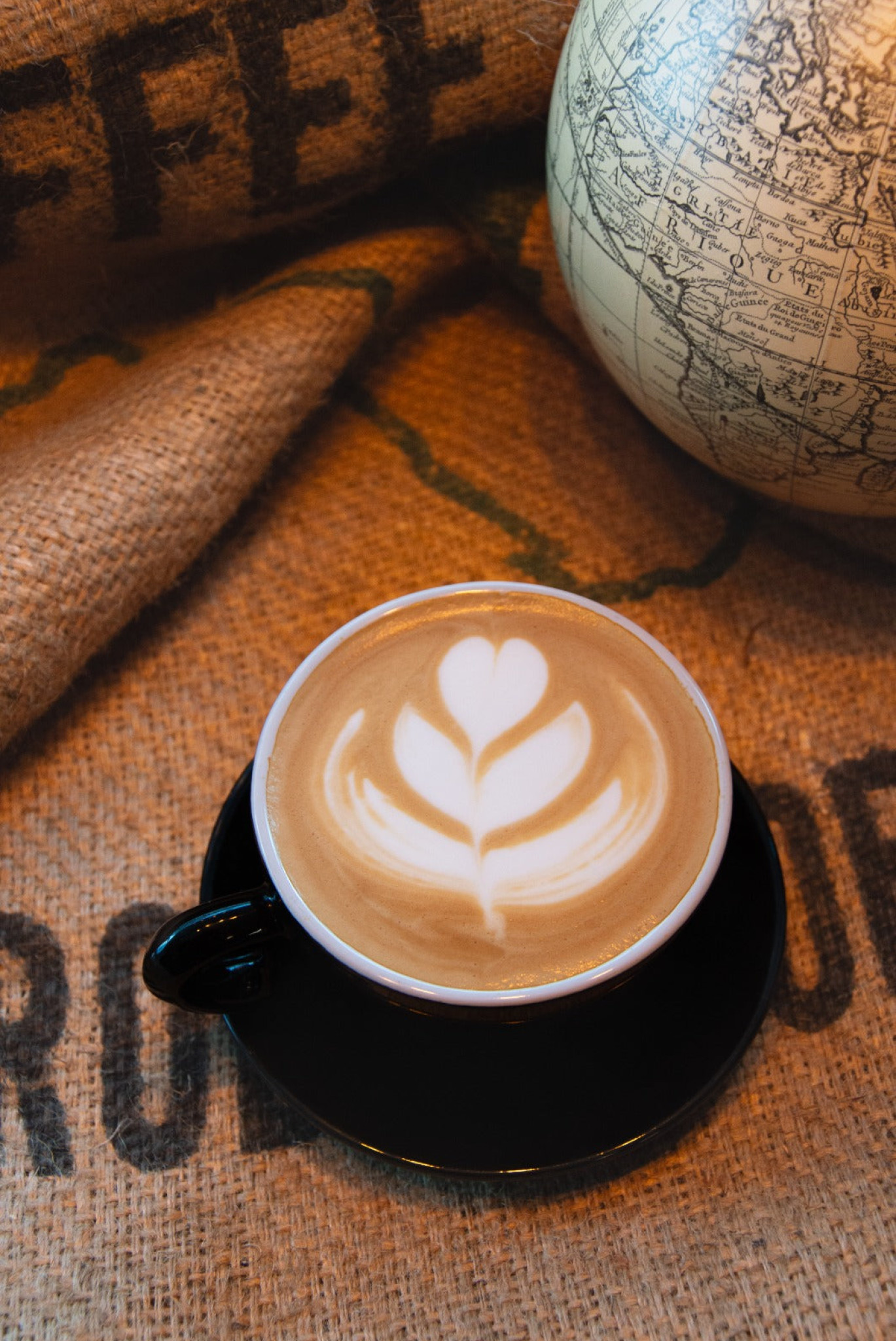 Corde Coffee Geneva latte art