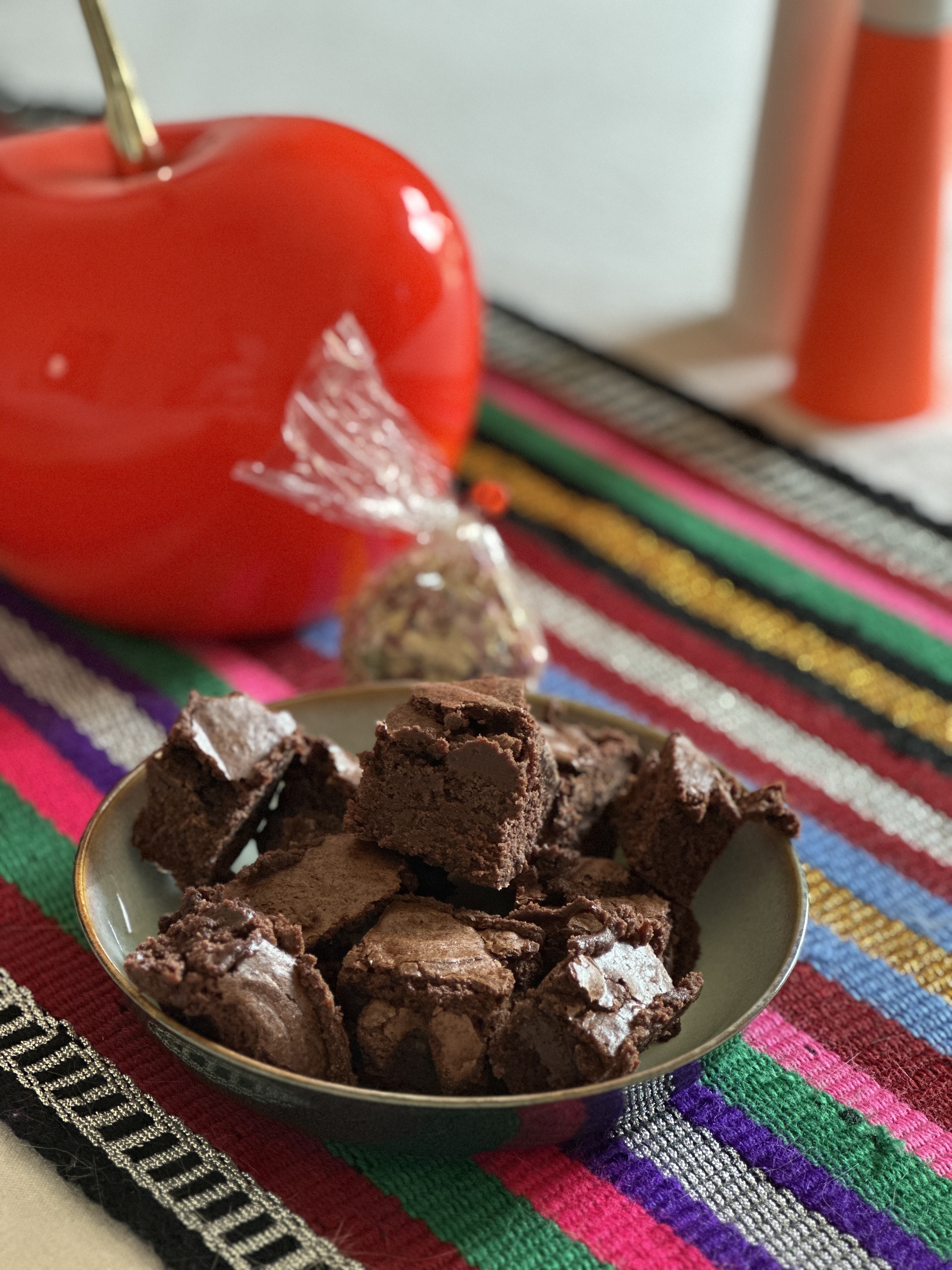 My gluten-free brownies and rose petals for tea