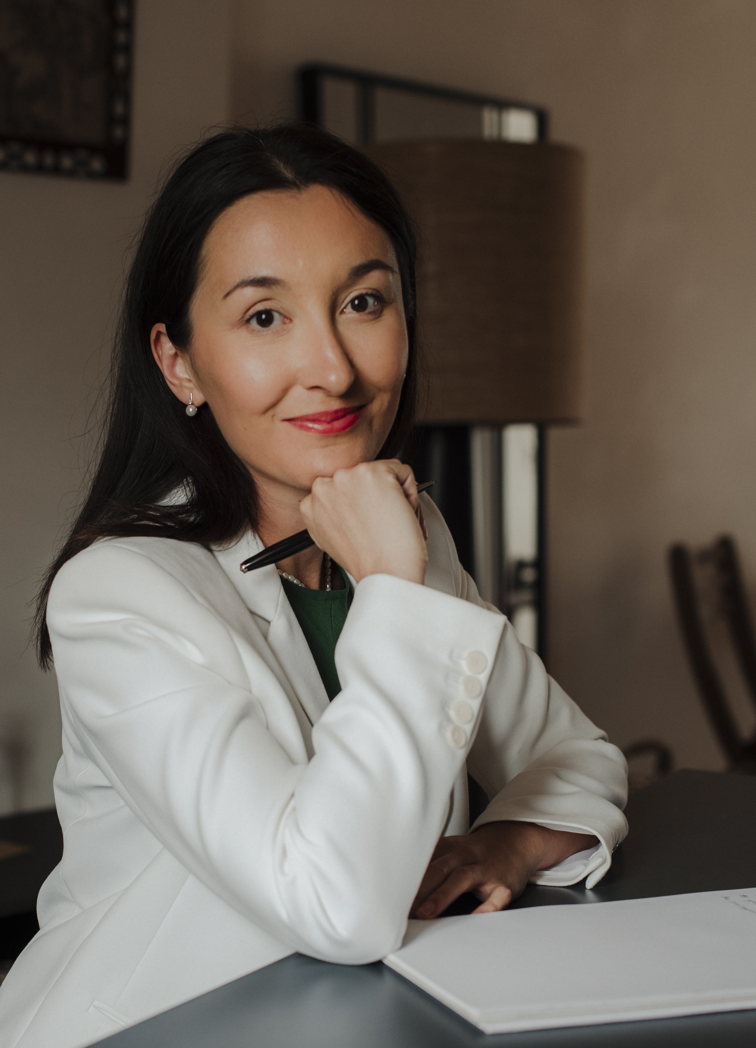 Chinese medicine clinician and meditation teacher Oana Budica on the Metta Interview podcast with Anne V Mühlethaler